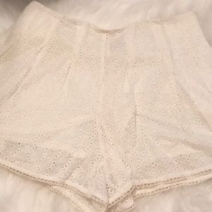 Like new eyelet shorts